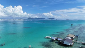 Bigfin water bungalow